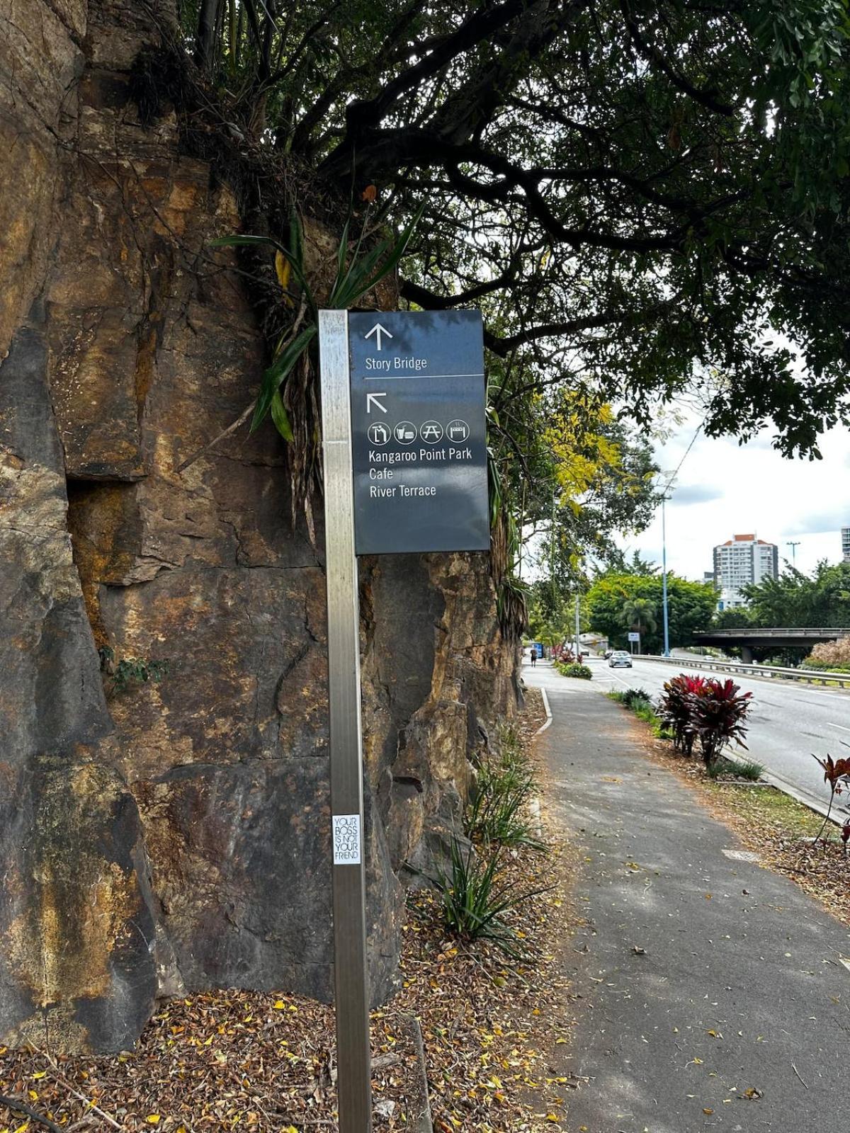 Apartment Mid Century Pad 1bed 1bath 1car 10 Mins To Cbd *