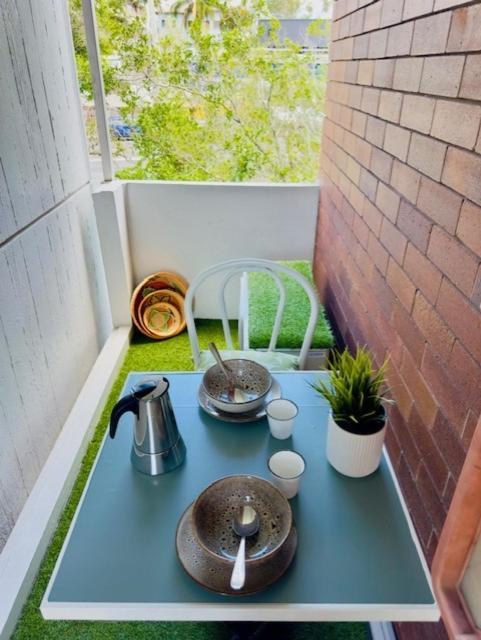 Apartment Mid Century Pad 1bed 1bath 1car 10 Mins To Cbd *